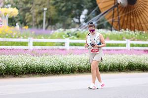 BIB: 
                            <button type="button" onclick="openModal(27860019)" class="btn btn-primary btn-sm float-right btn-popup" data-toggle="modal" data-target=".modal-high-quality">
                        <i class="fas fa-shopping-cart"></i> Add to Cart
                    </button>
                                            <button type="button" onclick="isThisMe(27860019, true)" class="btn btn-success btn-sm float-right btn-popup btn-isme hidden" data-toggle="tooltip" data-placement="bottom" title="นี่คือรูปของคุณใช่ไหม คลิกที่นี่เพื่อเอาเข้าอัลบั้ม">
                        <i class="fas fa-plus"></i> Add to album
                    </button>
                    <button type="button" onclick="isThisMe(27860019, false)" class="btn btn-warning btn-sm float-right btn-popup btn-isnotme hidden">
                        <i class="fas fa-ban"></i> Remove from album
                    </button>